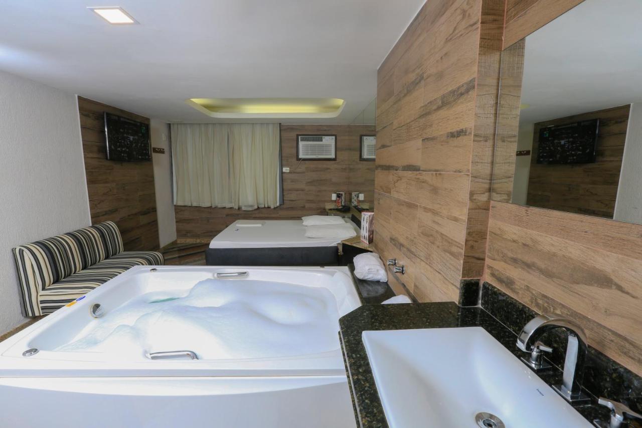 Hotel do amor Eden (adults Only) *
