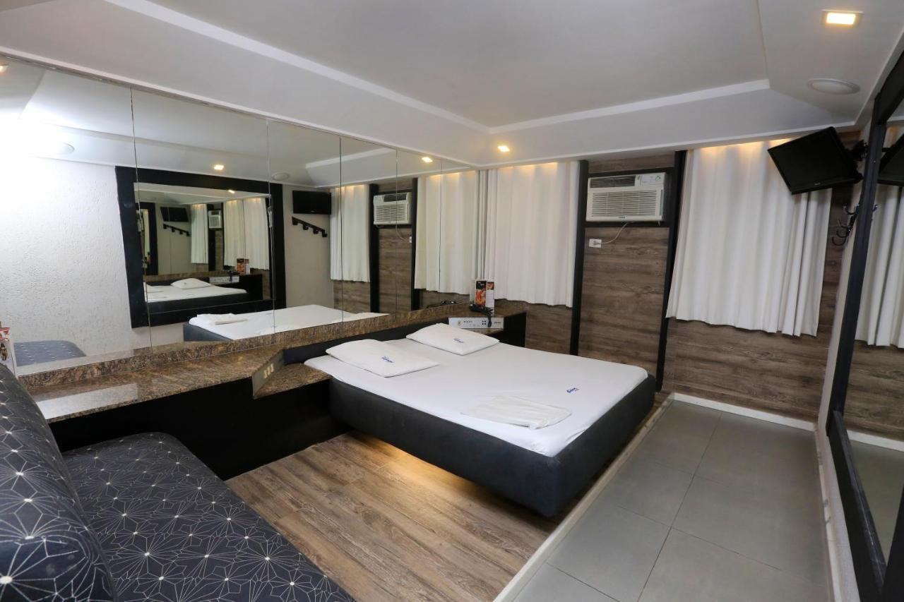 Hotel do amor Eden (adults Only) *