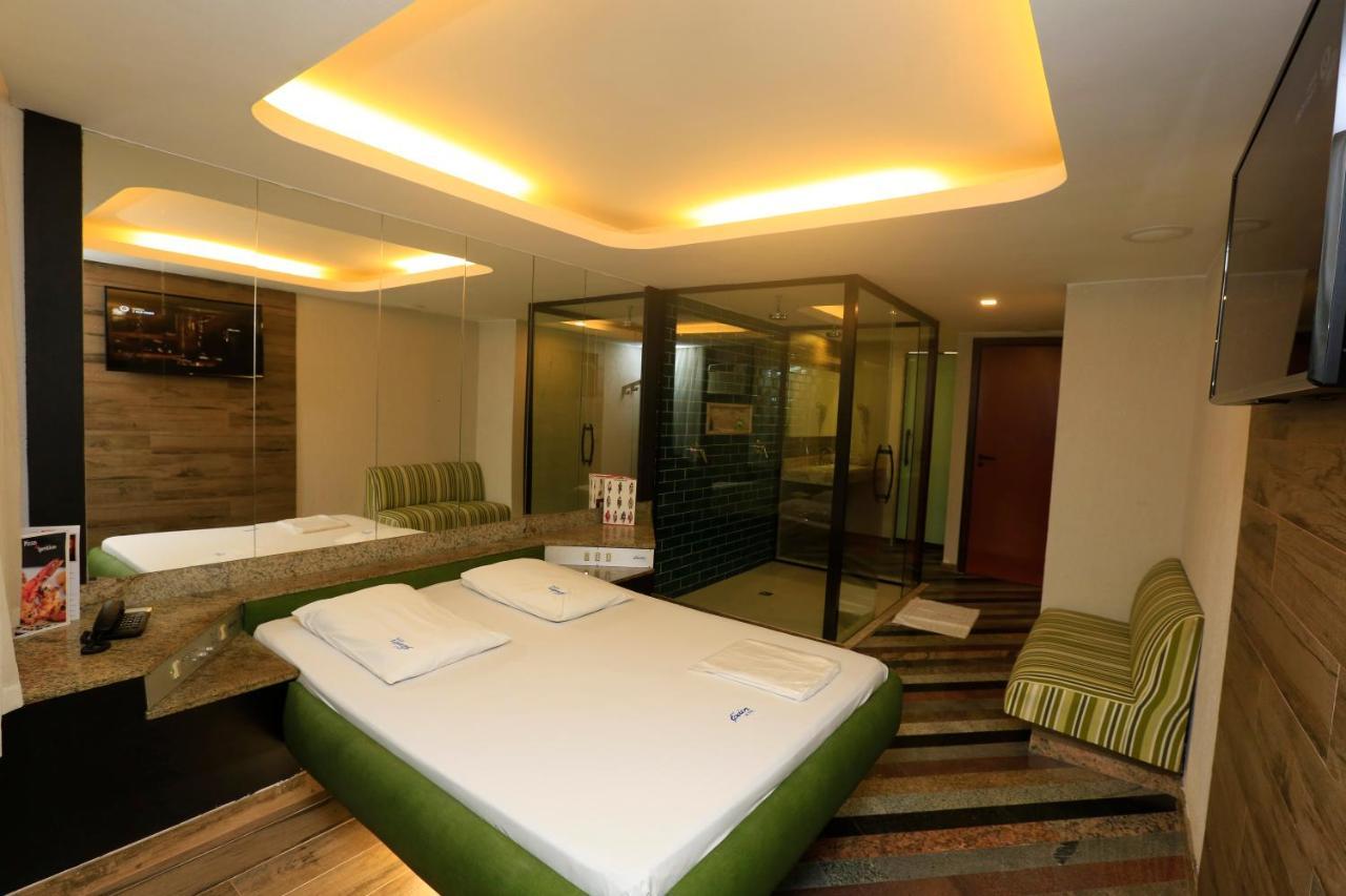 Eden (adults Only) Love hôtel *